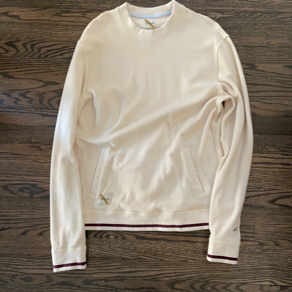 Tracksmith men’s pullover sweatshirt